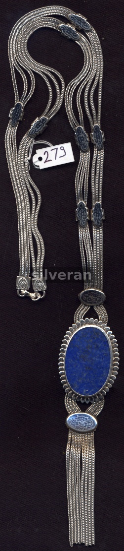 Oval Lapis Taşlı Uzun Kolye